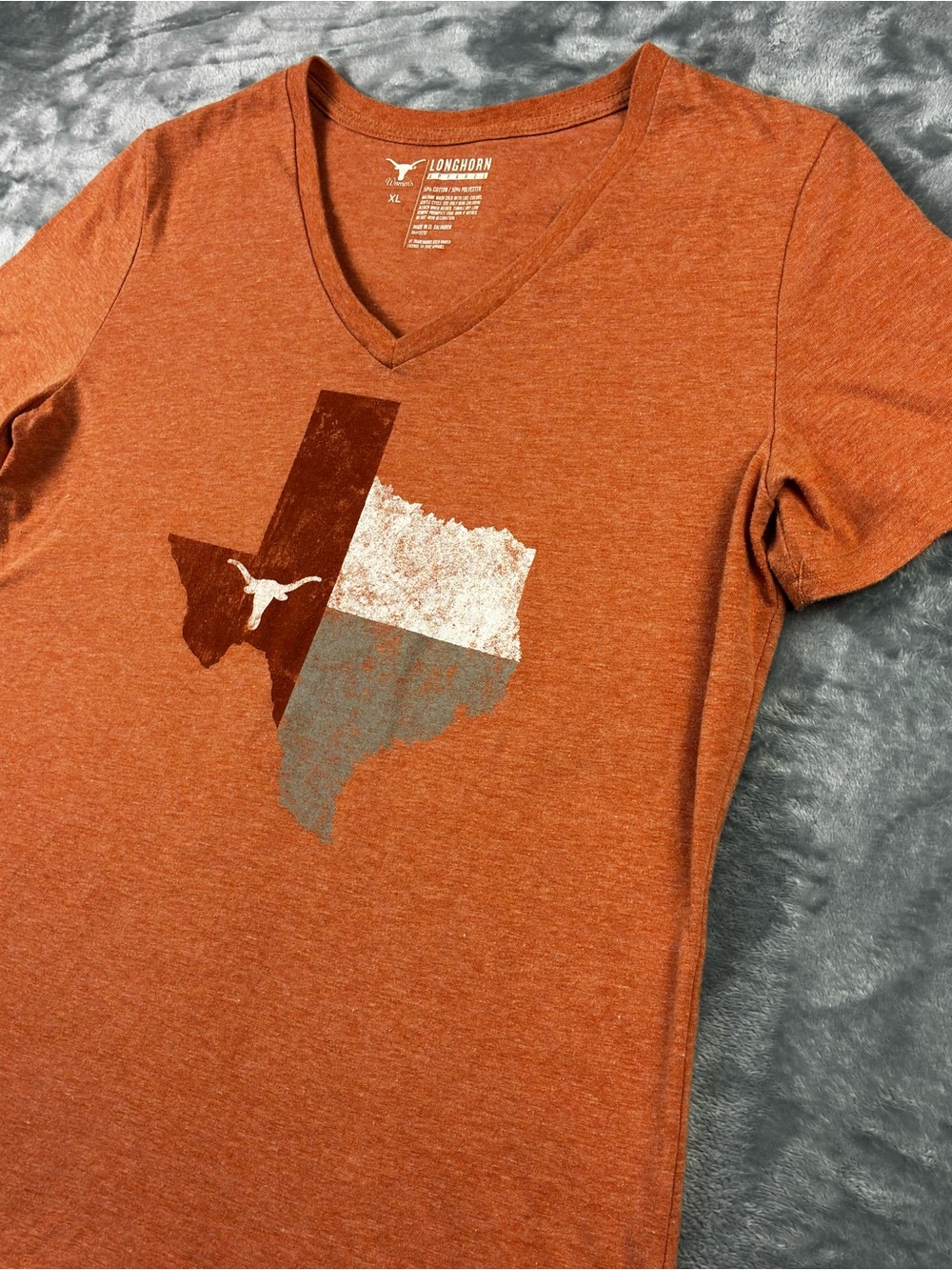 University of Texas Longhorns Womens V-Neck Tee Size XL Soft College Outfit